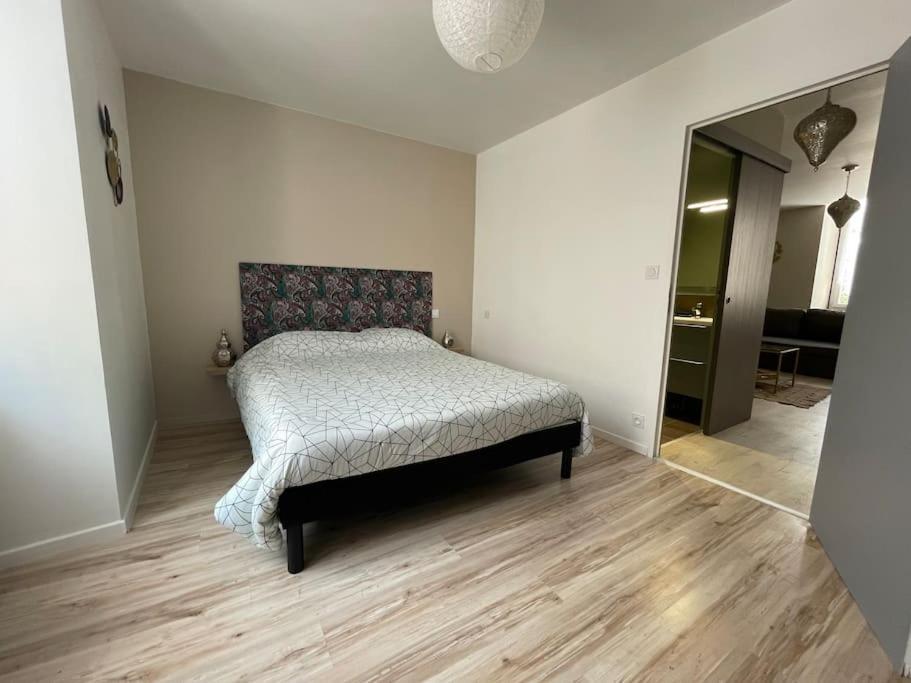 T2 Refait A Neuf Sur Le Theme Oriental Apartment Rodez Bagian luar foto
