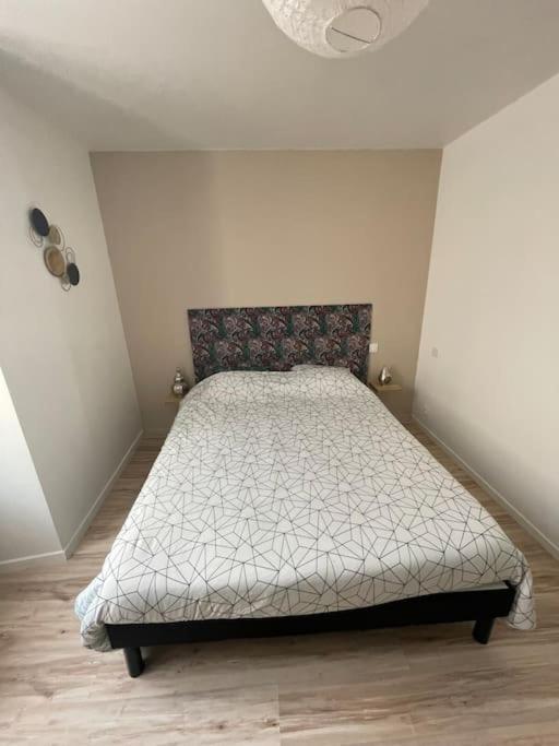 T2 Refait A Neuf Sur Le Theme Oriental Apartment Rodez Bagian luar foto